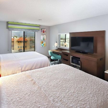 Hampton Inn & Suites Tucson East Екстериор снимка