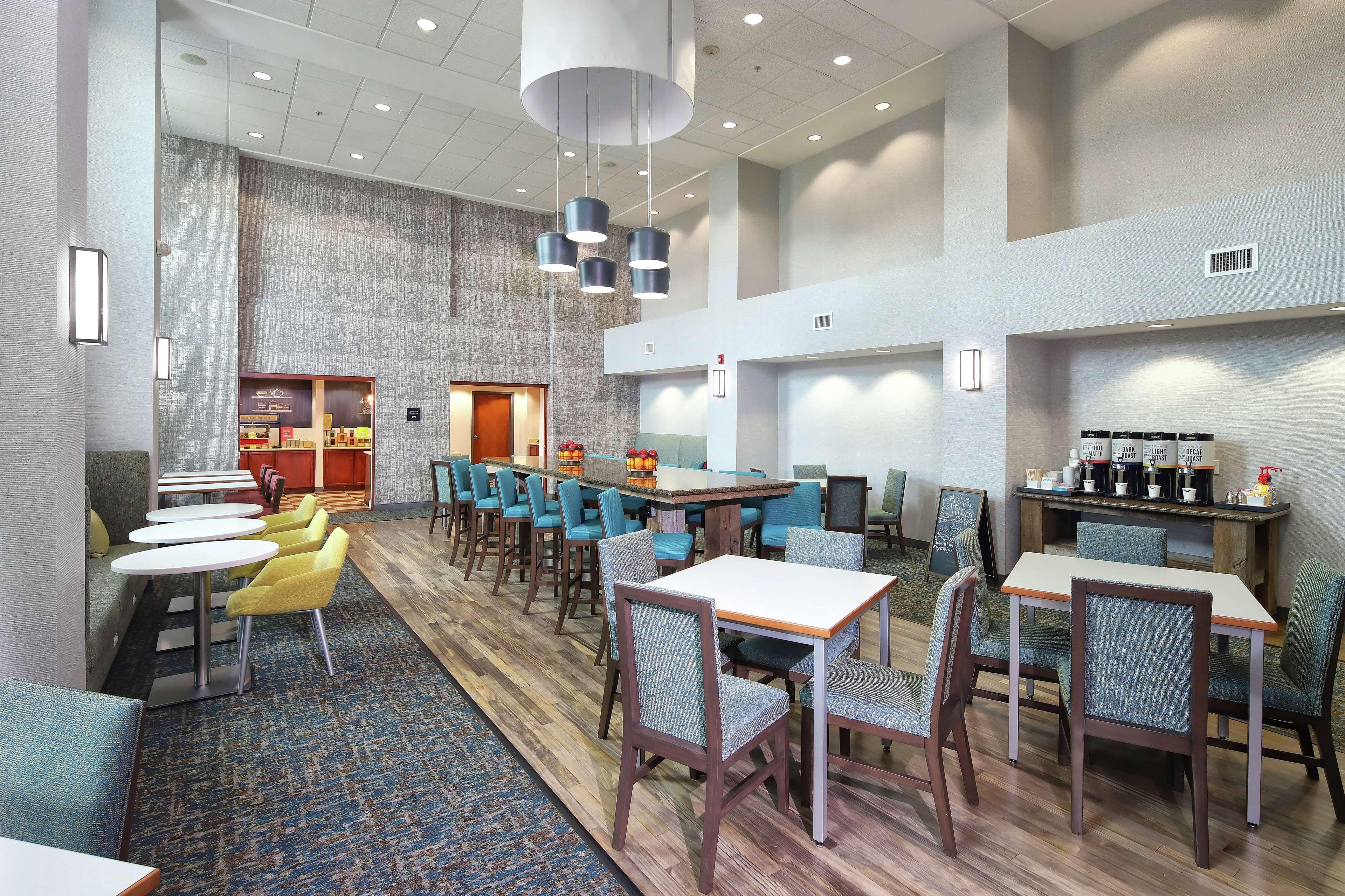 Hampton Inn & Suites Tucson East Екстериор снимка
