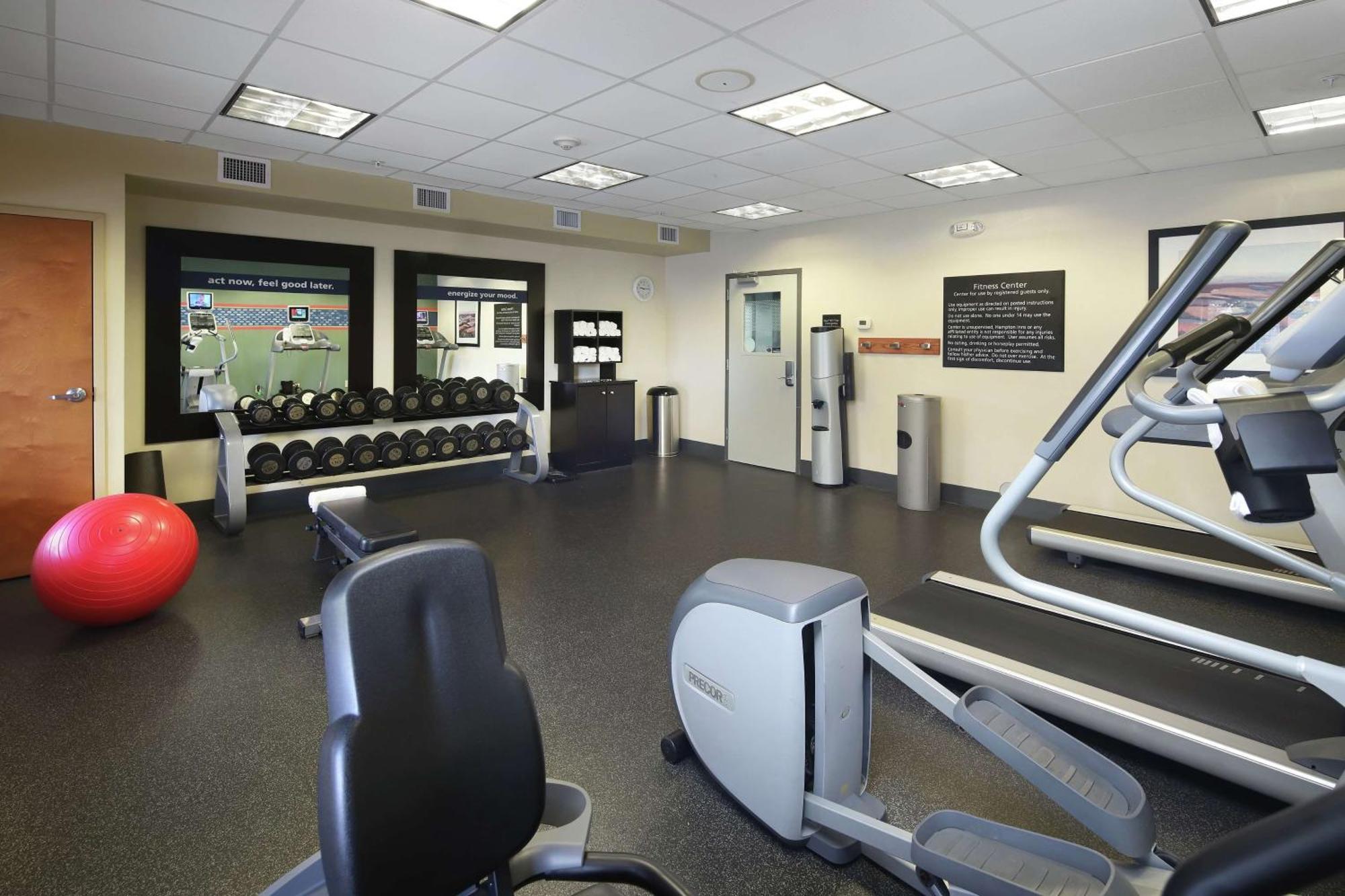 Hampton Inn & Suites Tucson East Екстериор снимка