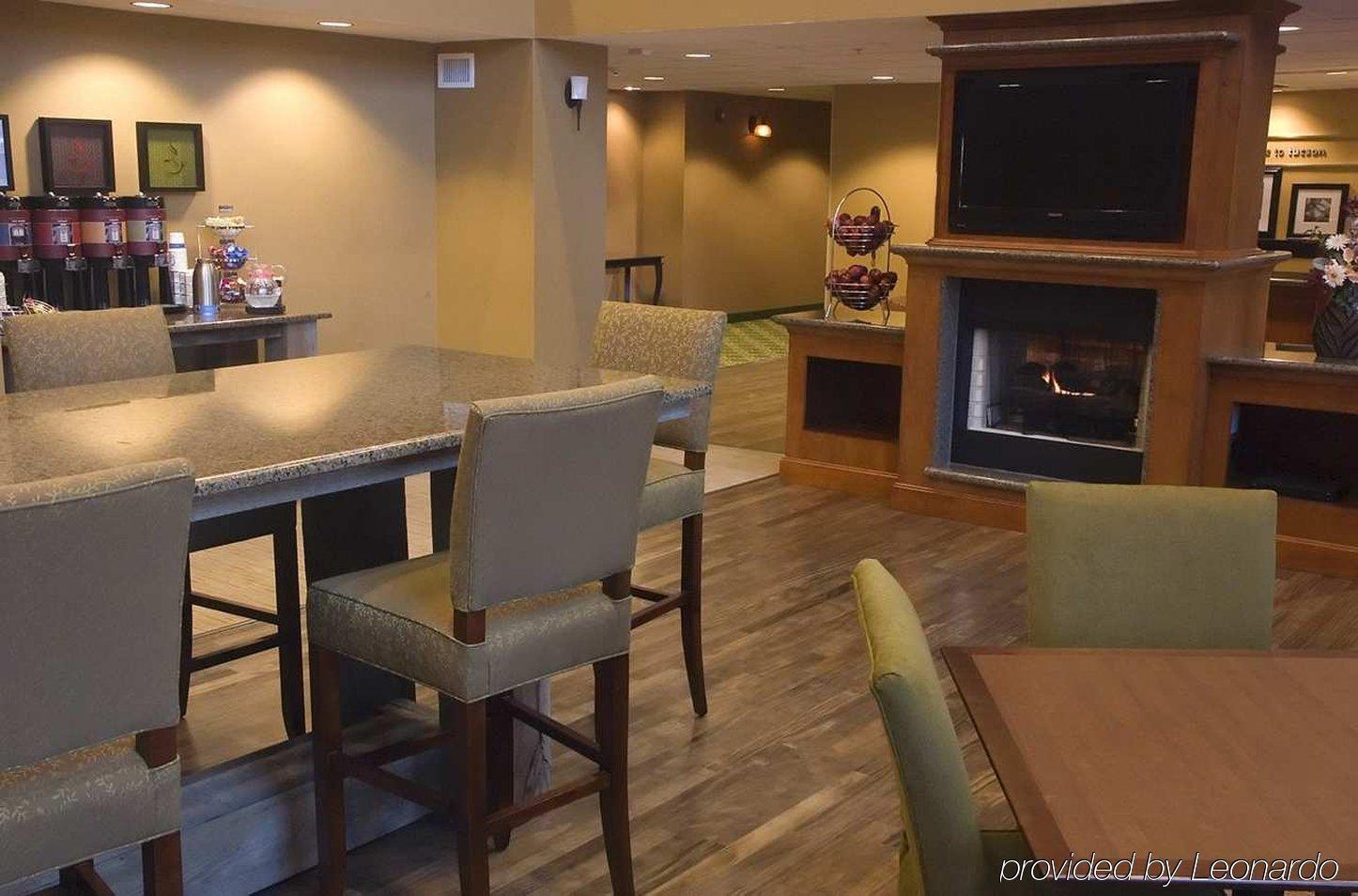 Hampton Inn & Suites Tucson East Стая снимка